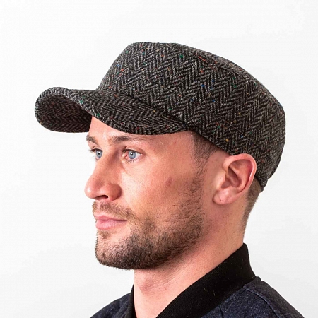 Тёмно-серая кепка немка Hatman of Ireland в ёлочку